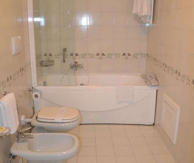 غرفة كلاسيكية ثلاثية, Sangiorgio Resort & Spa