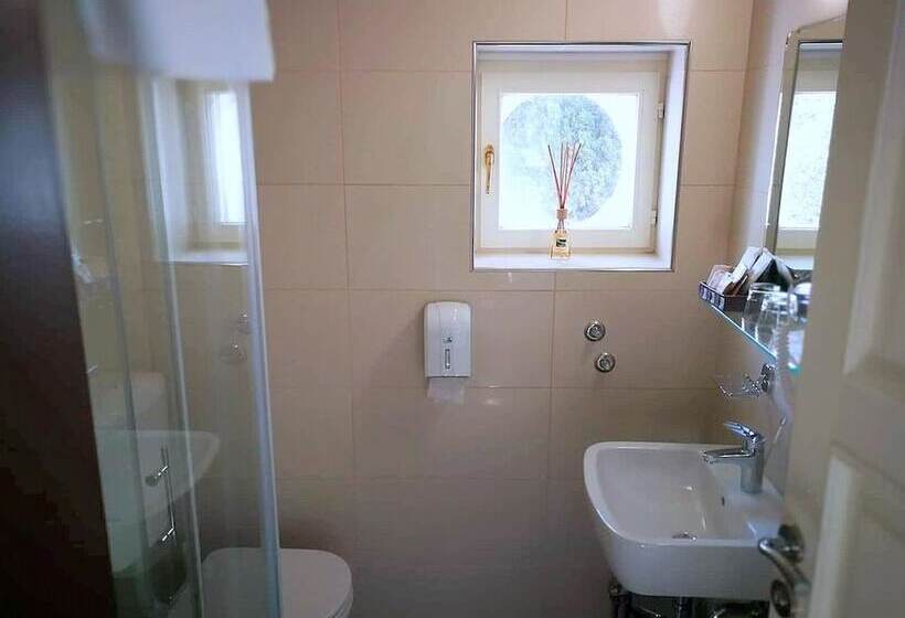 اتاق استاندارد, Villa Andor