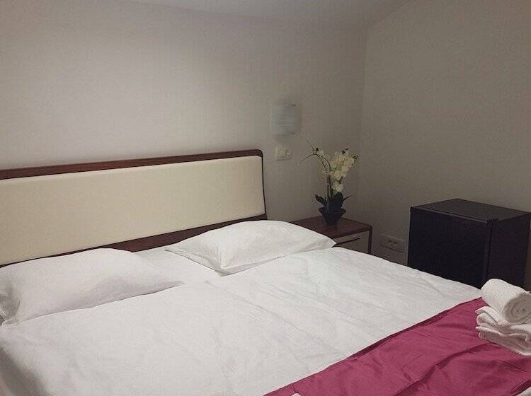 اتاق استاندارد, Villa Andor