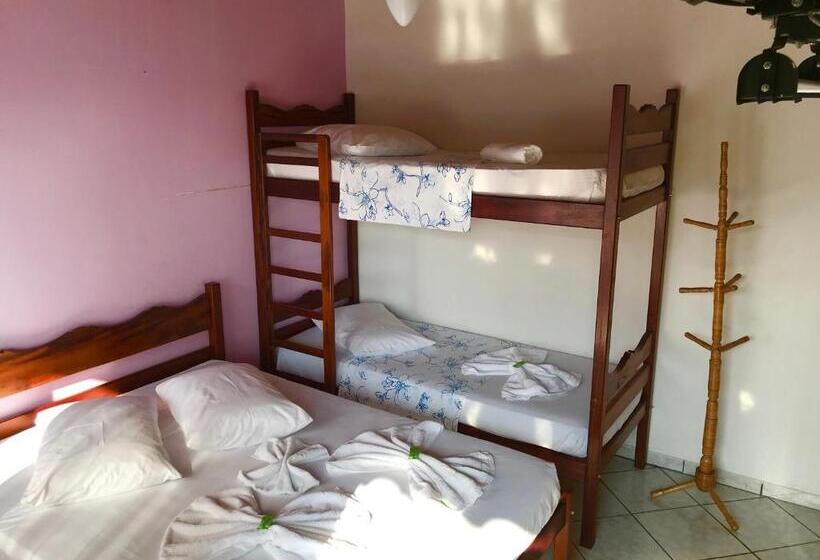 اتاق استاندارد چهار تخته, Pousada Casa Do Mar