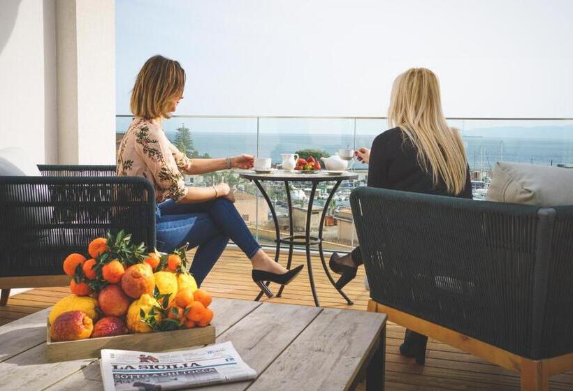 带海景的复工套房, Upper   Boutique