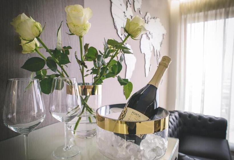 带海景的复工套房, Upper   Boutique