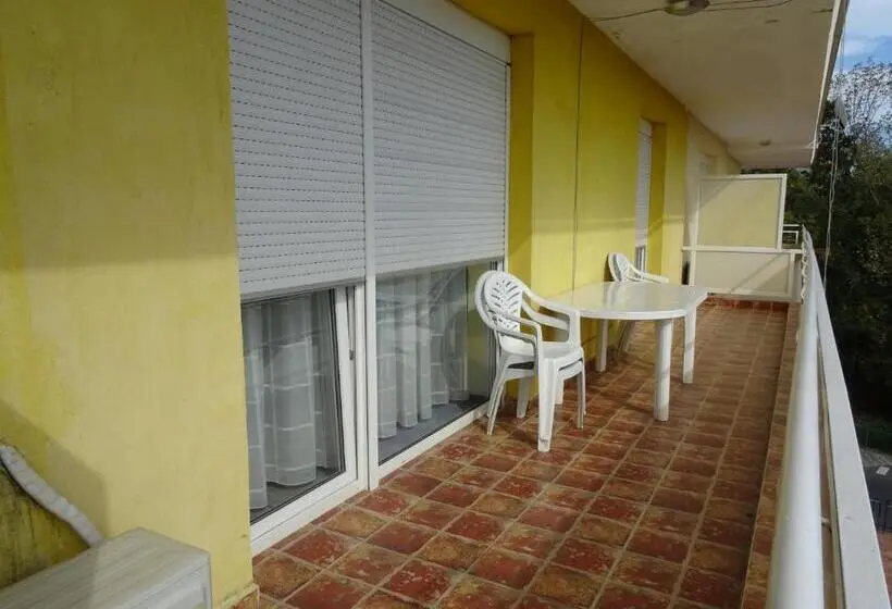 バルコニー付き１ベッドルームアパートメント, Club Onix Apartments