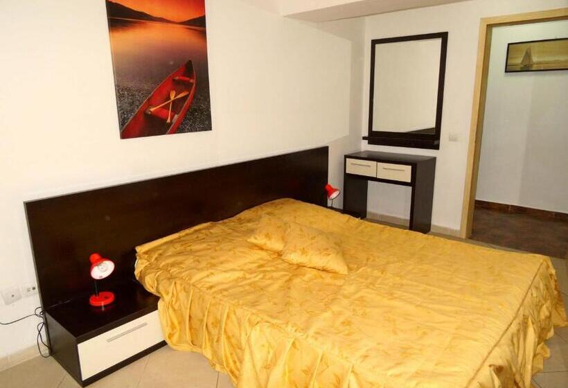 バルコニー付２ベッドルームアパートメント, Club Onix Apartments