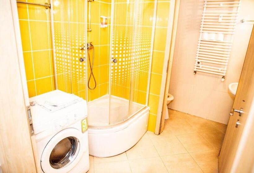 バルコニー付２ベッドルームアパートメント, Club Onix Apartments