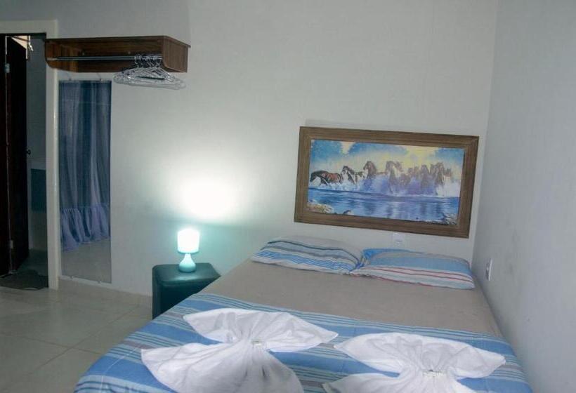 デラックススタジオ, Itapuã Suítes & Flats