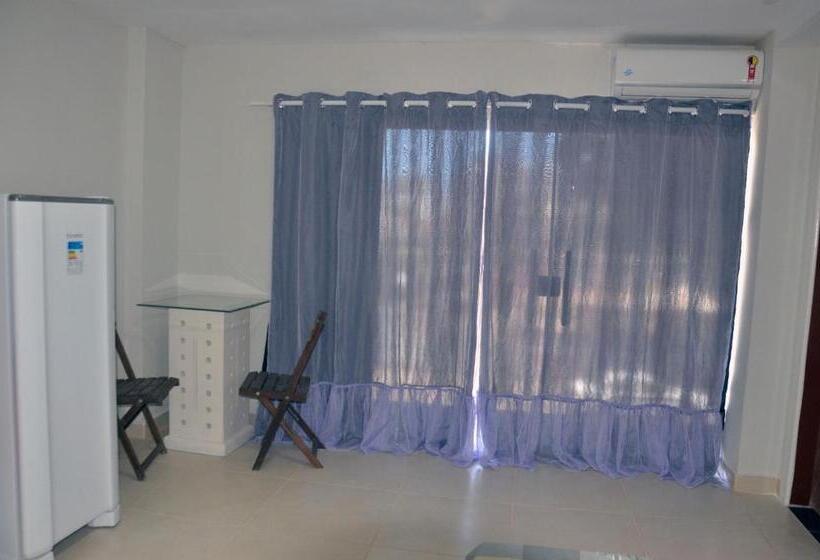 デラックススタジオ, Itapuã Suítes & Flats