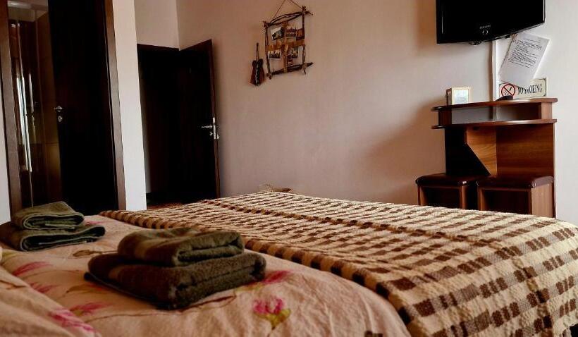 غرفة قياسية, Casa Langa Rau