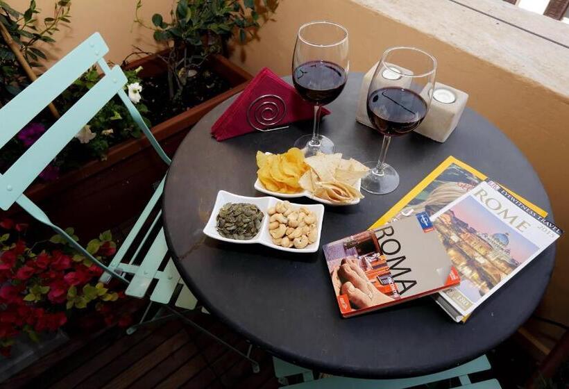 اتاق لوکس با بالکن, Colonna 32