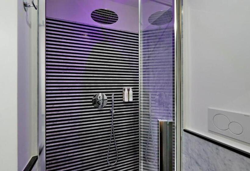 سوییت جونیور, Colonna 32