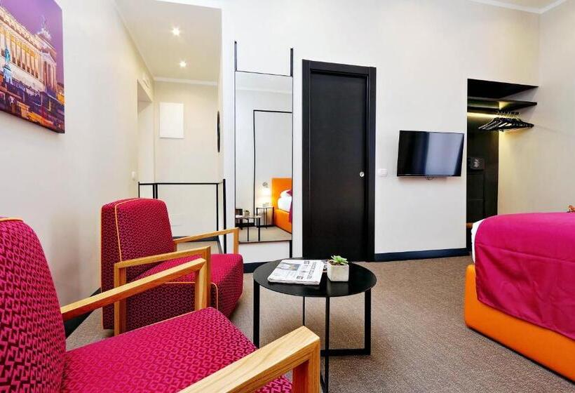 سوییت جونیور, Colonna 32