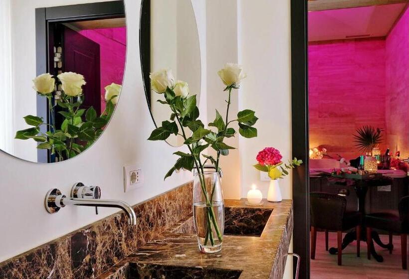 سوییت اجرایی, Colonna 32