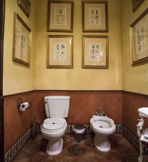 スタンダードルーム, El Palacio De San Benito