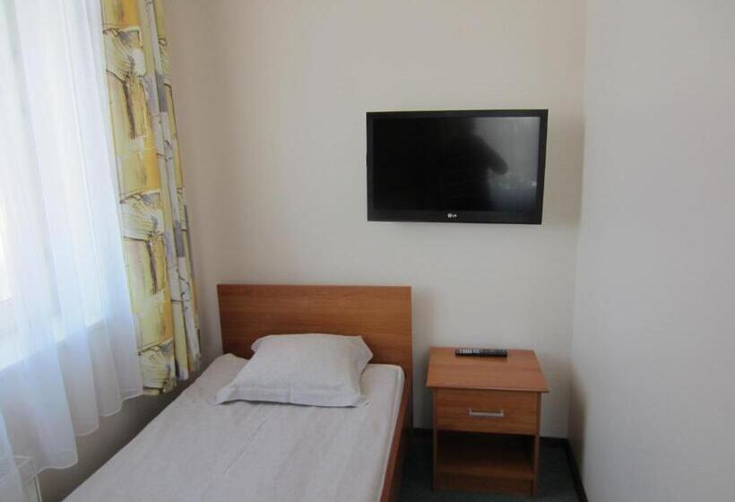 اتاق استاندارد, Livonija