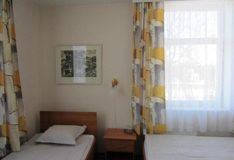 اتاق استاندارد, Livonija