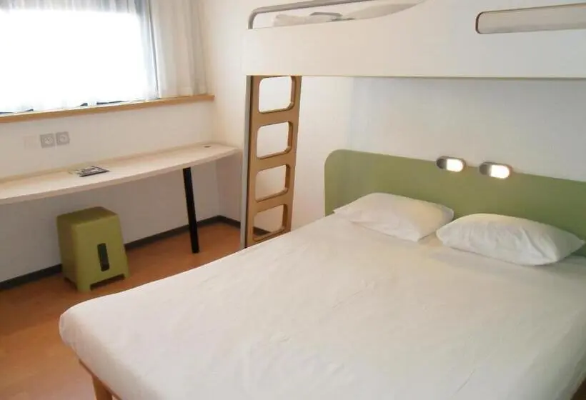 2段ベッド付トリプルスタンダードルーム, Ibis Budget Poitiers Site Du Futuroscope