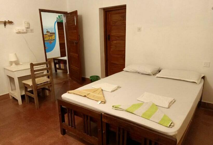 اتاق لوکس, Hope Hostels, Varkala   Helipad