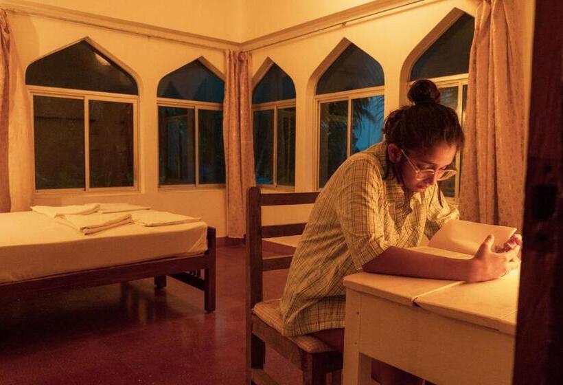 اتاق استاندارد با بالکن و چشم‌انداز دریا, Hope Hostels, Varkala   Helipad