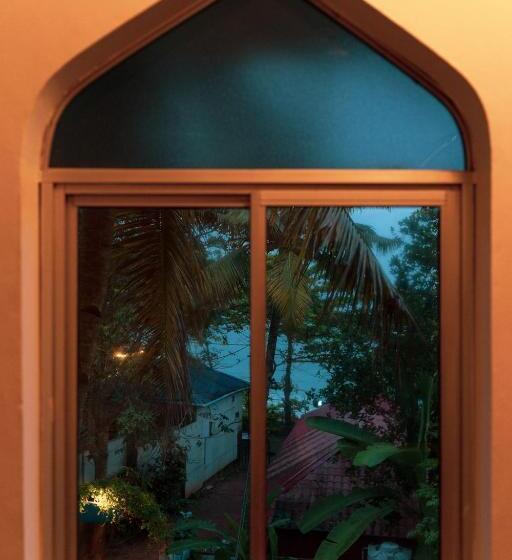 اتاق استاندارد با بالکن و چشم‌انداز دریا, Hope Hostels, Varkala   Helipad