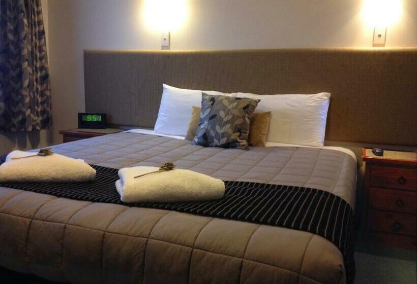 Апартаменты 1 Спальня, Aalton Motel