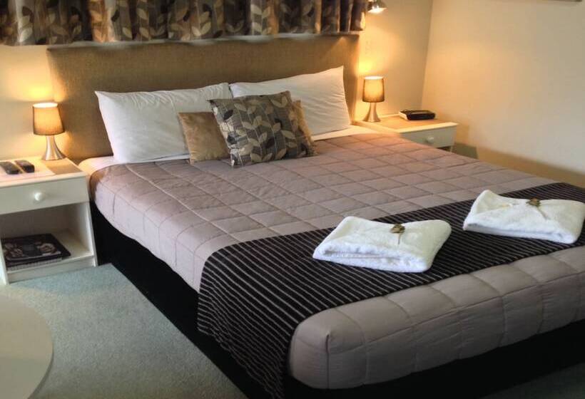 استودیوی استاندارد, Aalton Motel