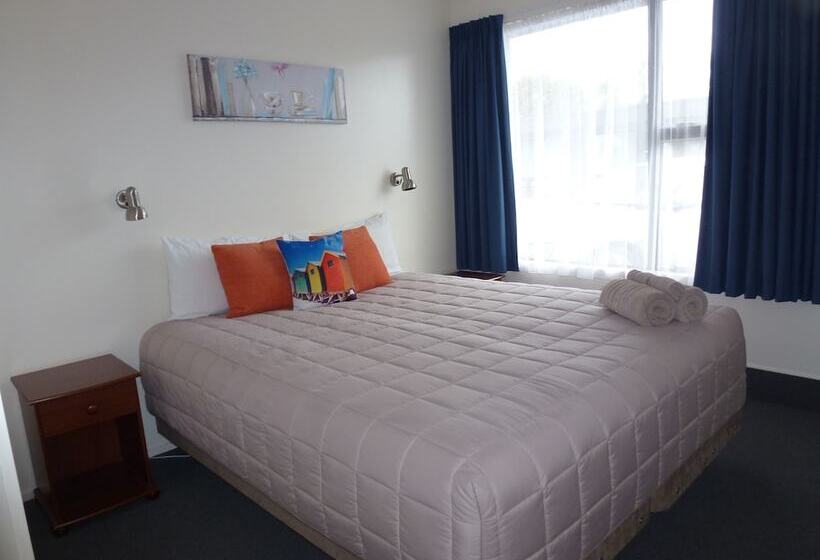 침실 3개 아파트, Asure Adcroft Motel