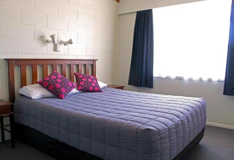 דירת שני חדרים, Fairy Springs Motel