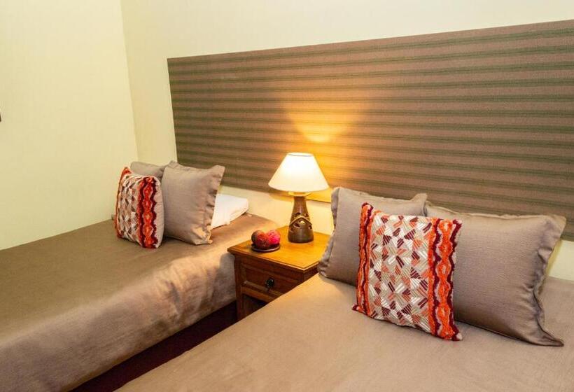 اتاق استاندارد, Las Marias