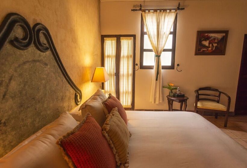 سوییت, Las Marias