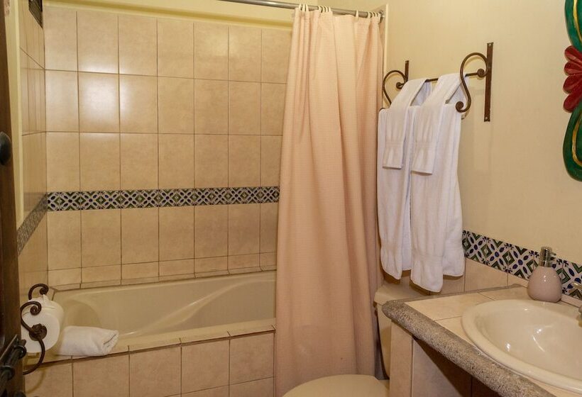 سوییت, Las Marias