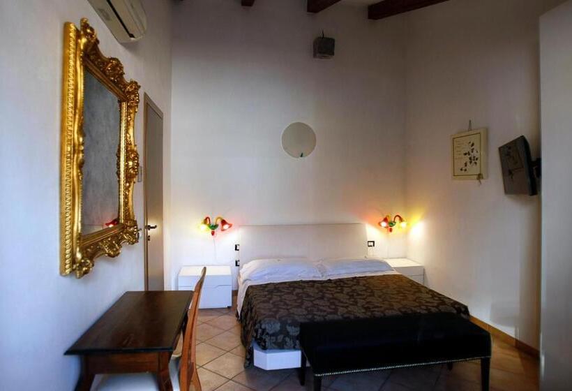 اتاق استاندارد, Albergo Al Viale