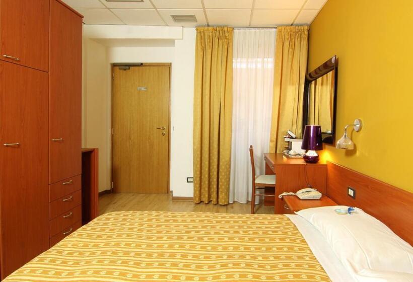 اتاق استاندارد, Albergo Al Viale