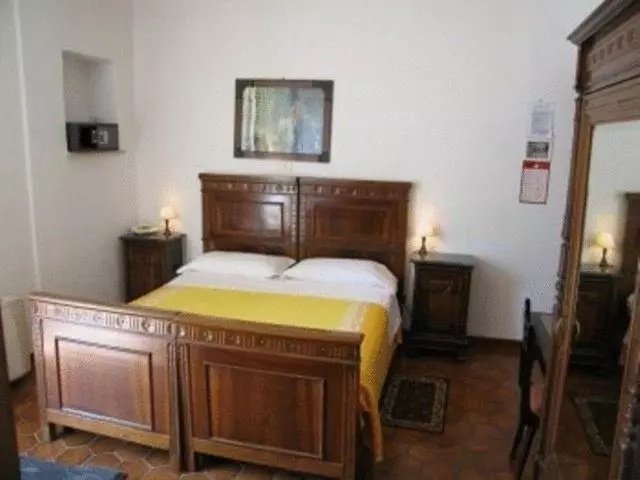 اتاق اکونومی, Albergo Natucci