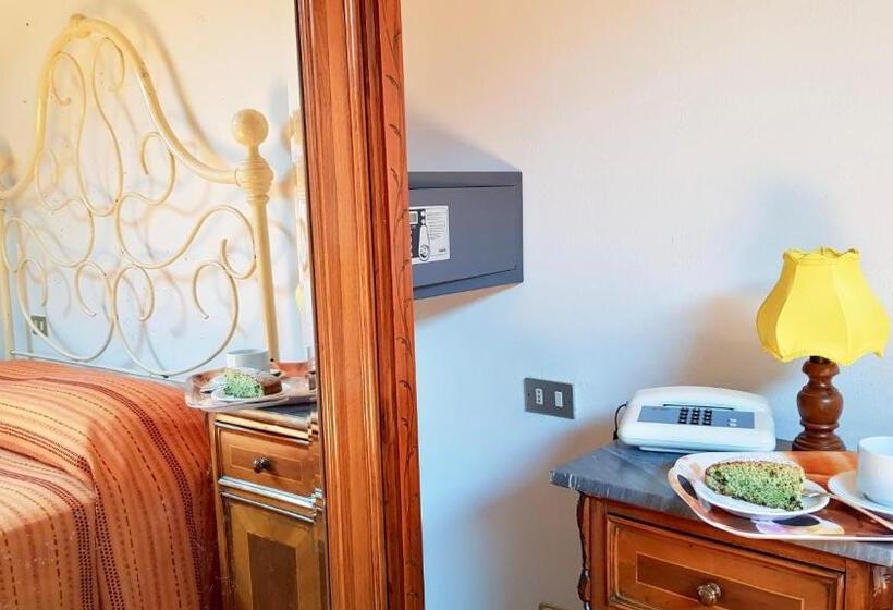 חדר פנטהאוז, Albergo Natucci