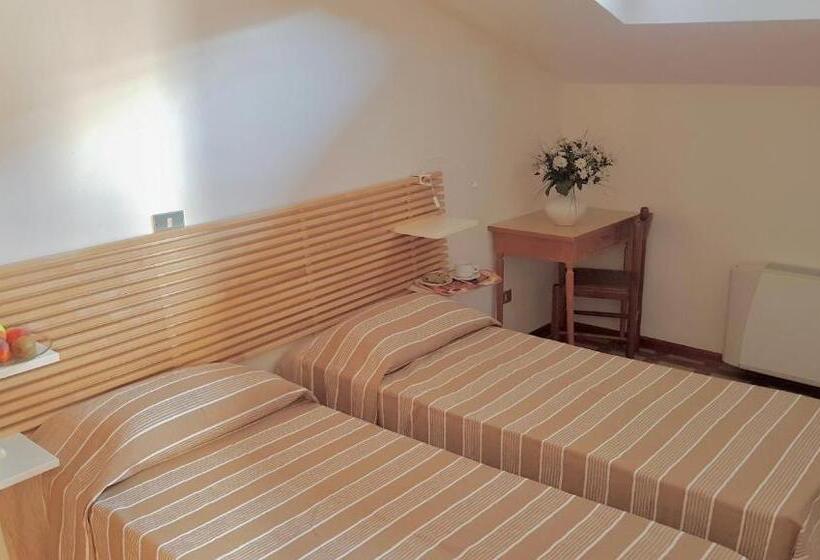 חדר פנטהאוז, Albergo Natucci