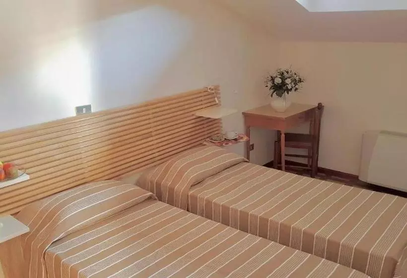 اتاق پنت هاوس, Albergo Natucci