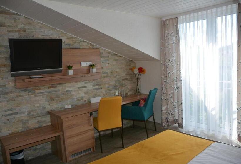 חדר קומפורט, Alpina