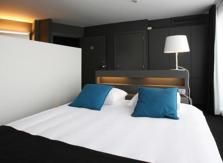 디럭스 룸, De Groene Hendrickx