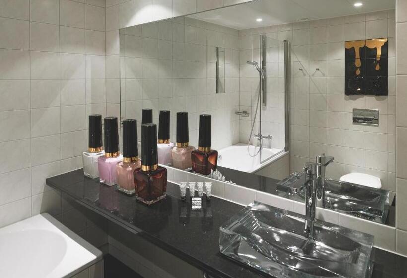 חדר סטנדרט, Kosta Boda Art