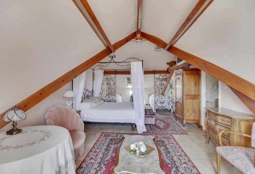 스탠다드 4인용 룸 바다전망, Le Château De Mei Lese