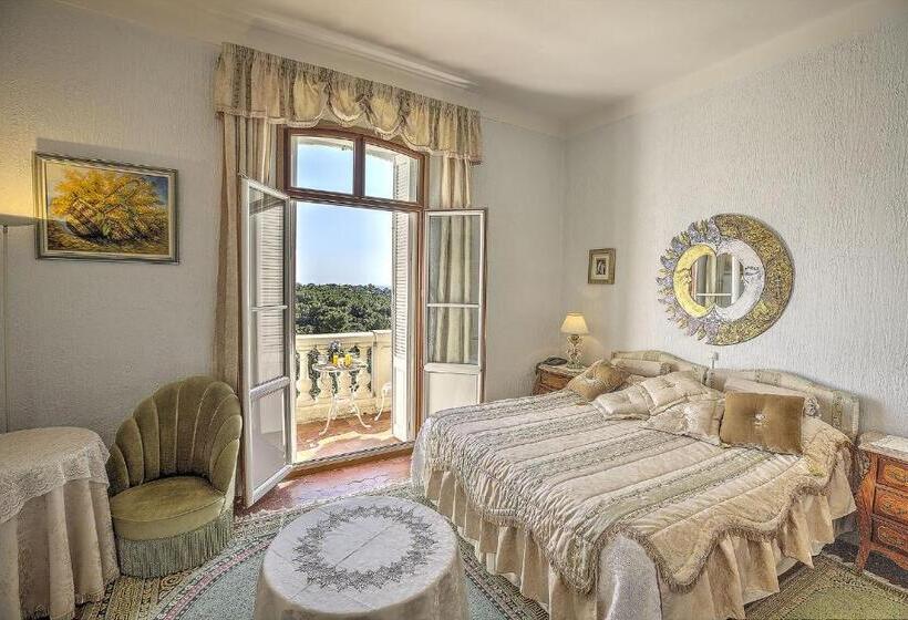 스탠다드 룸 바다 전망, Le Château De Mei Lese