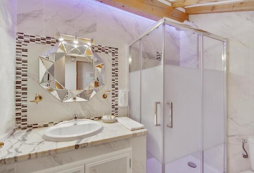 스탠다드 룸 풀장 전망, Le Château De Mei Lese