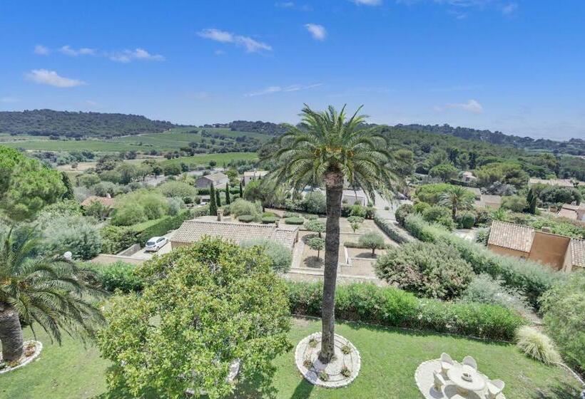 스탠다드 4인용 룸 바다전망, Le Château De Mei Lese