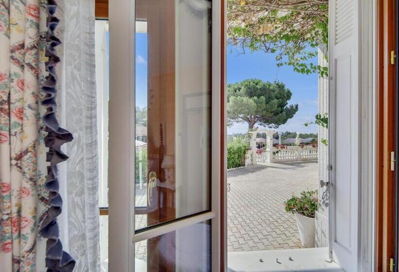 스탠다드 룸, Le Château De Mei Lese