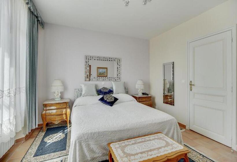 스탠다드 룸, Le Château De Mei Lese