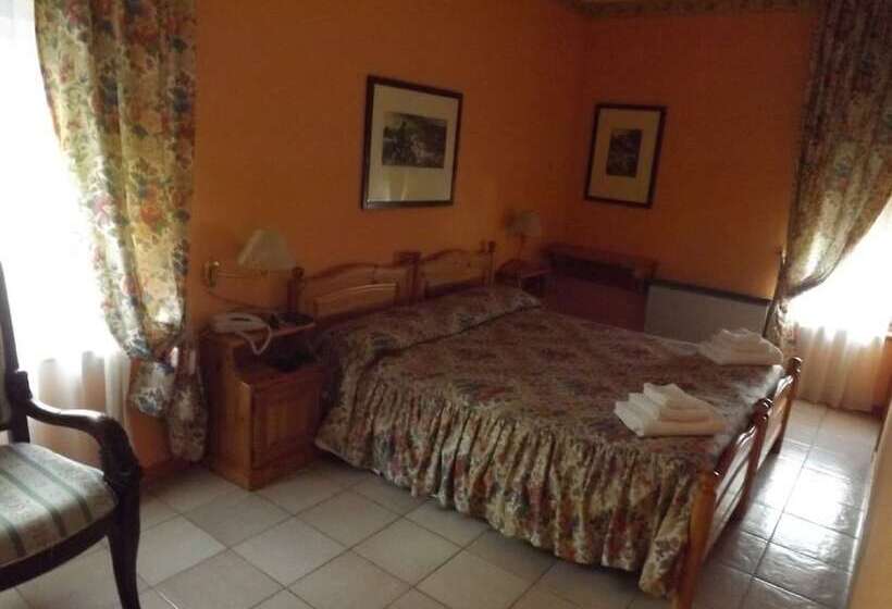 スタンダードシングルルーム, Lion