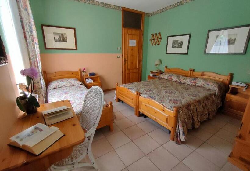 スタンダードトリプルルーム, Lion