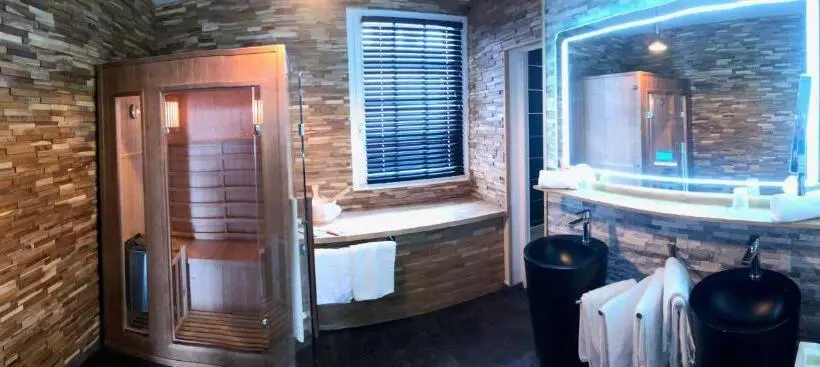 スイート, Logis Hôtel Et Spa Chez Camillou
