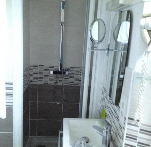 חדר סטנדרט, Logis   Hôtel & Restaurant Moulin Des Forges