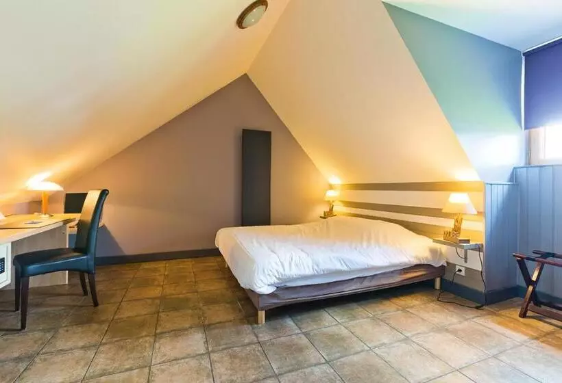 スタンダードトリプルルーム, Logis Hôtel Volcan Sancy
